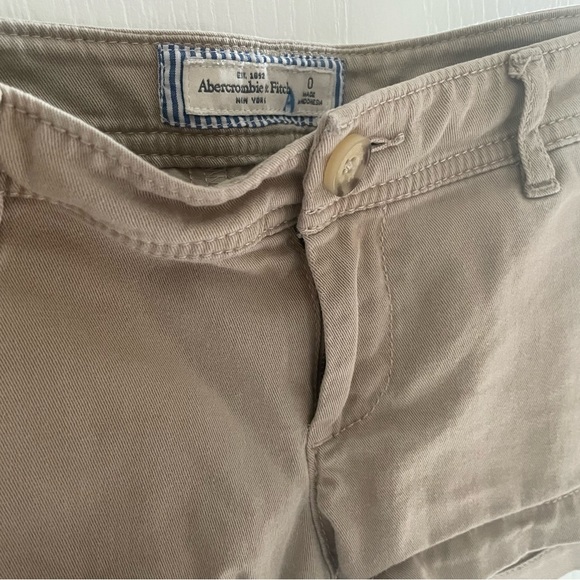 Abercrombie Shorts - Khaki - Picture 2 of 6
